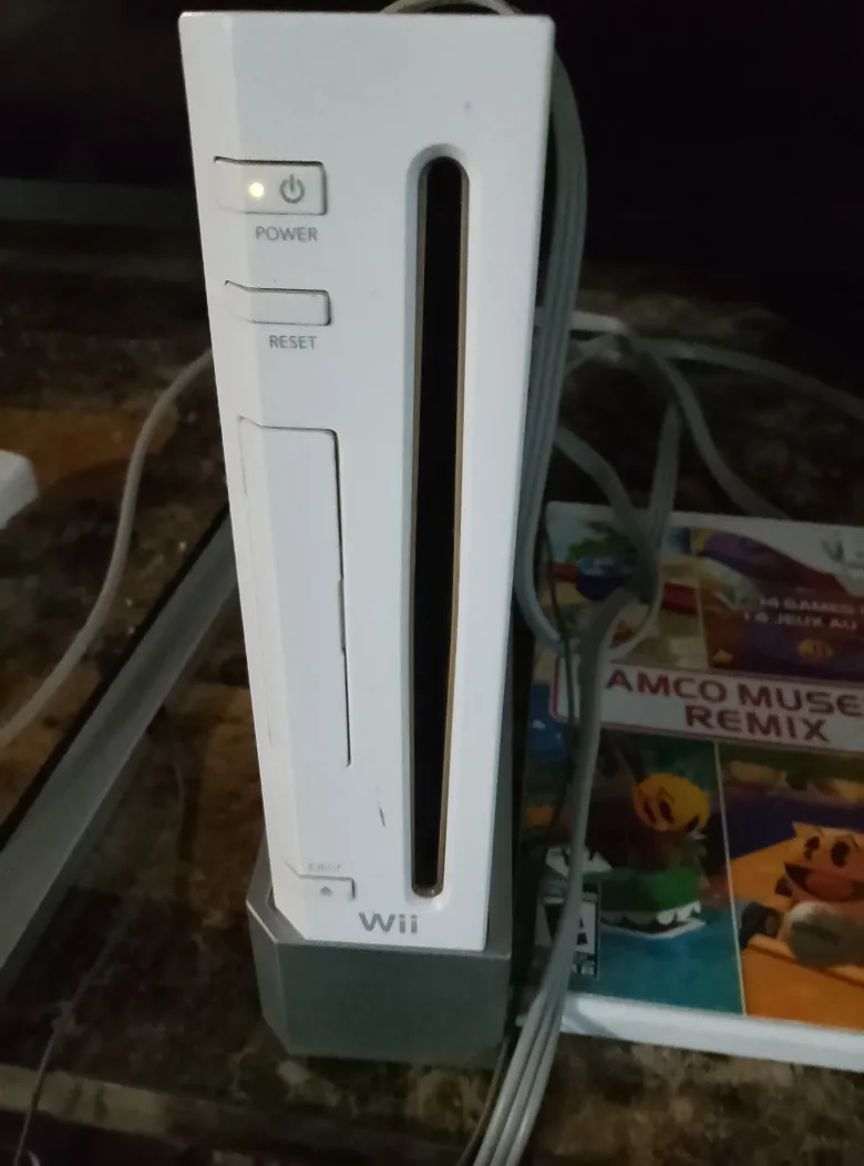 Nintendo Wii Console with Accessories thumbnail