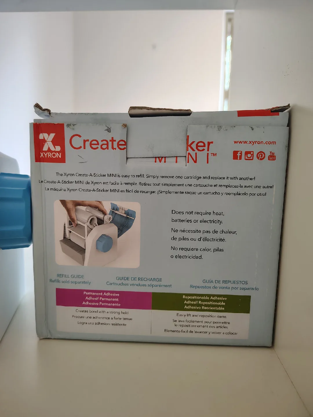 Xyron Create-A-Sticker Mini image indicator(4)