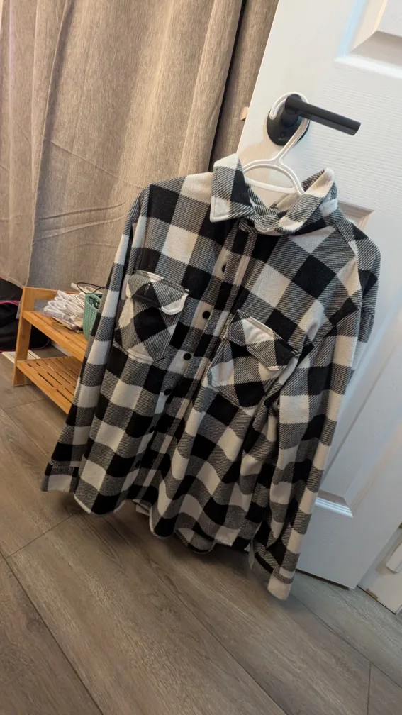 Mountain Ridge Black & White Plaid Flannel - L thumbnail