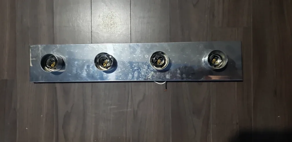 Silver Vanity Light Fixture image indicator(2)