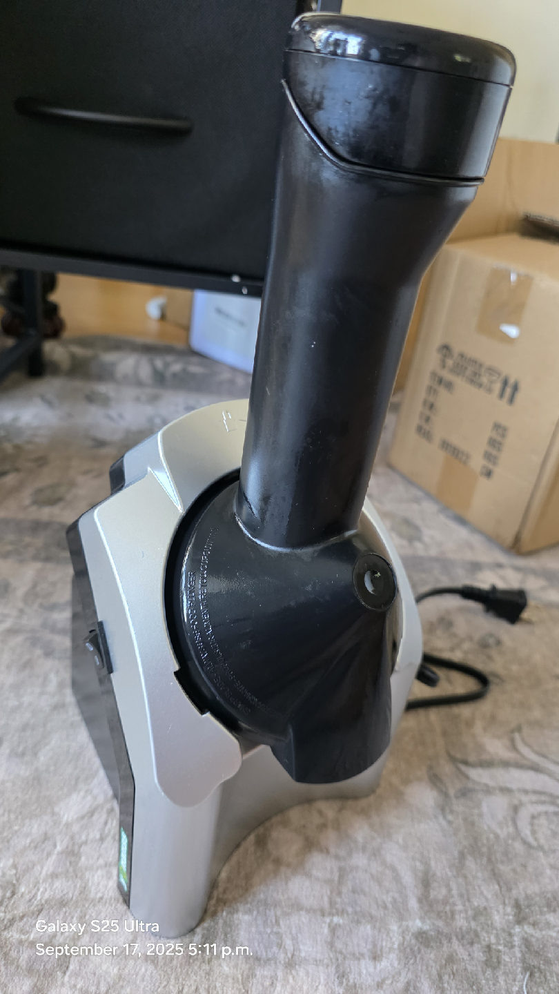 Yonanas 902 Classic Dessert Maker - photo 2