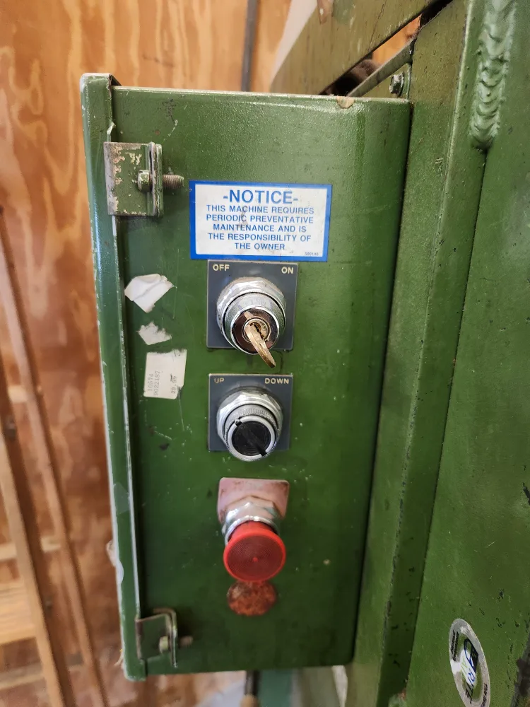 Used Philadelphia Tramrail Baling Machine Co. image indicator(4)