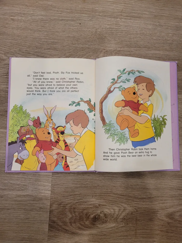 Vintage Disney Fun-To-Read Collectors Set image indicator(4)