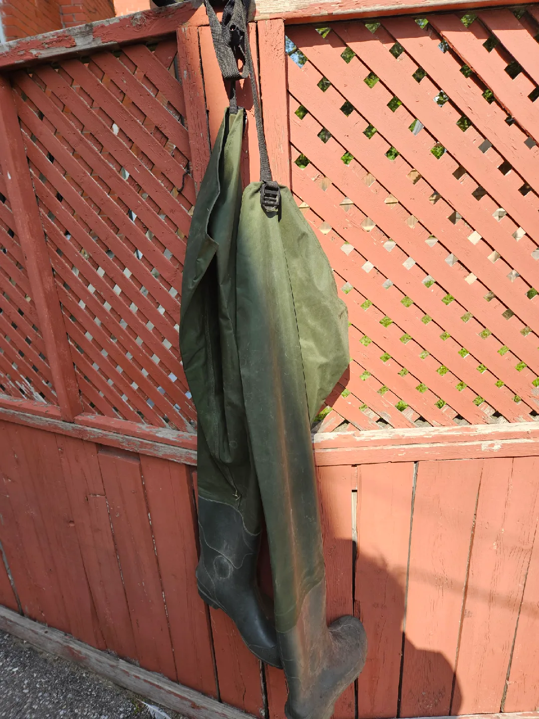 Stream Feather Fishing Waders - Size 10 thumbnail
