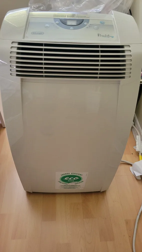DeLonghi Pinguino PAC C120E Portable Air Conditioner thumbnail