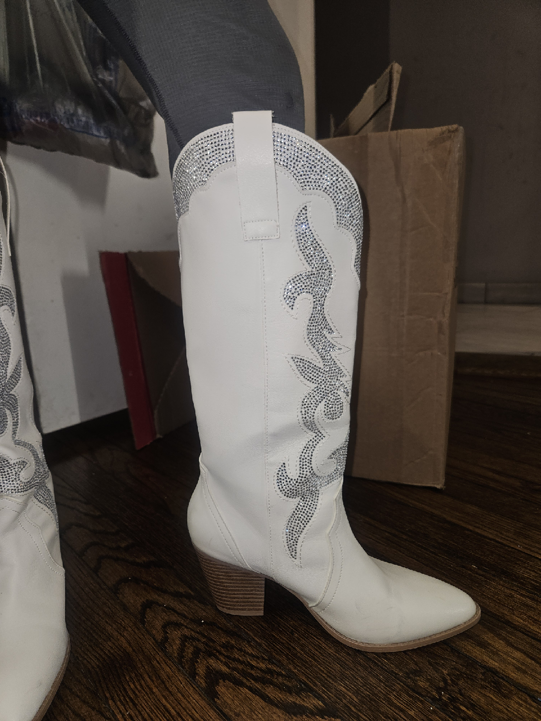 White Cowboy Boots - Size US 7 / EUR 38 - photo 2
