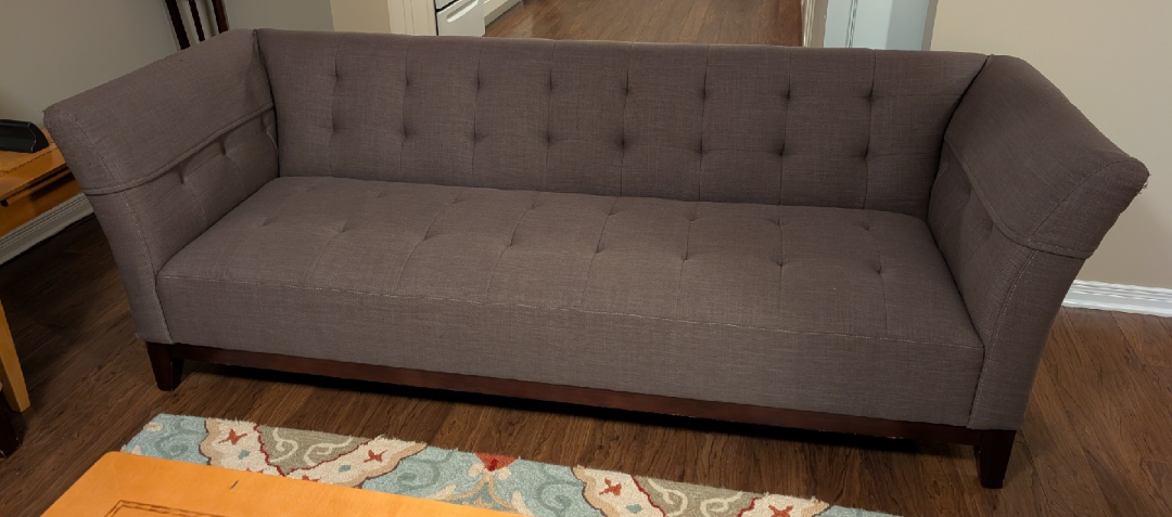 Beautiful Pair of Tufted 3-Seater Fabric Sofas
