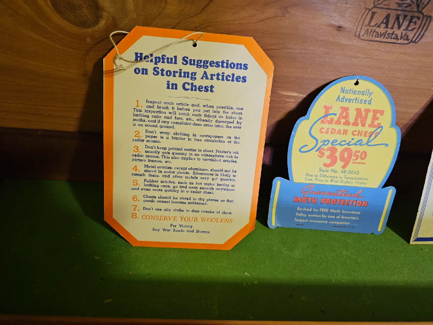 Vintage Lane Cedar Wood Hope Chest / Circa 1940s image indicator(8)