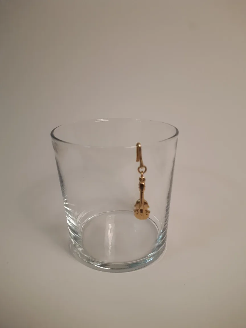 10 Vintage Miniature Glassware Charms image indicator(2)