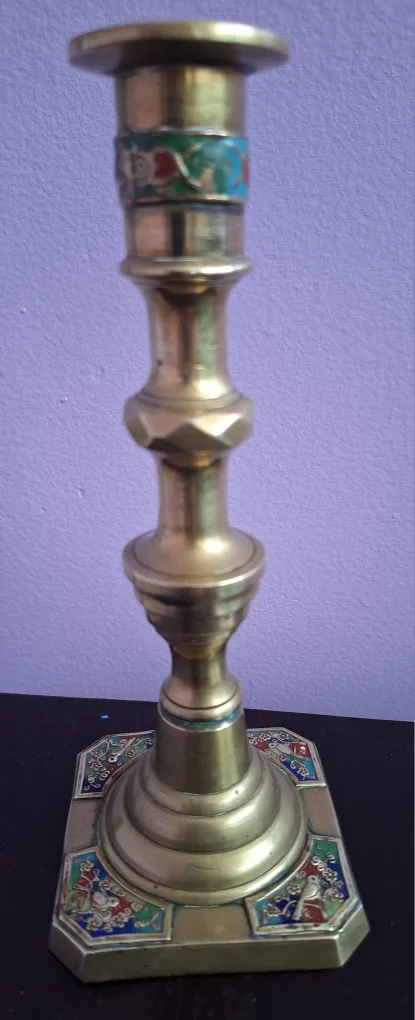 Vintage Brass Candlestick Holders (Pair) image indicator(3)