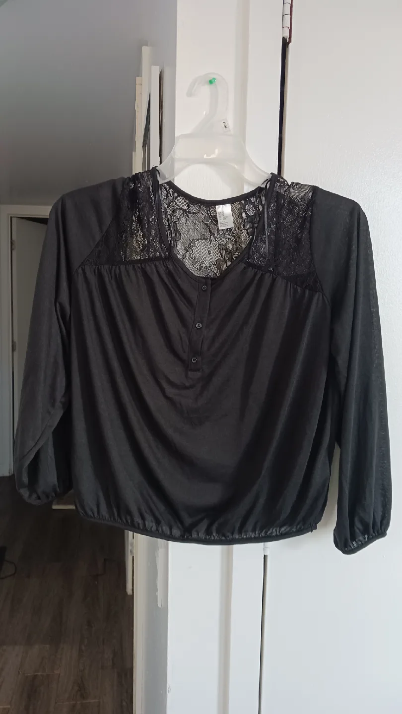 H&M Black Lace Top - Size XS thumbnail