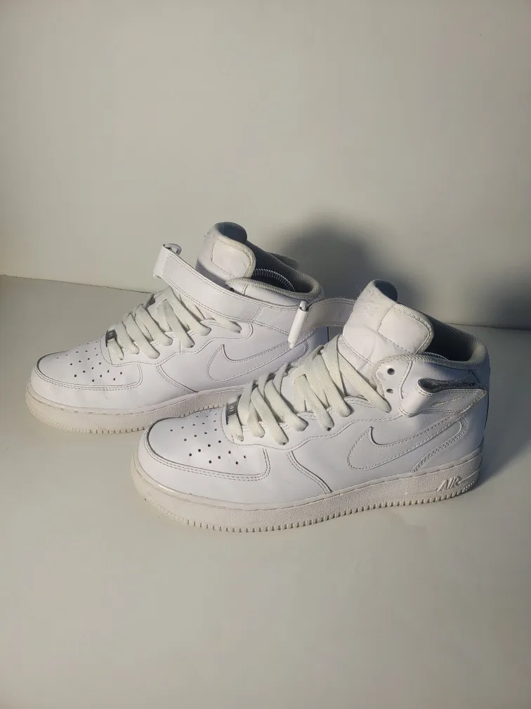 Nike Air Force 1 High '07 White Size 8.5 image indicator(10)