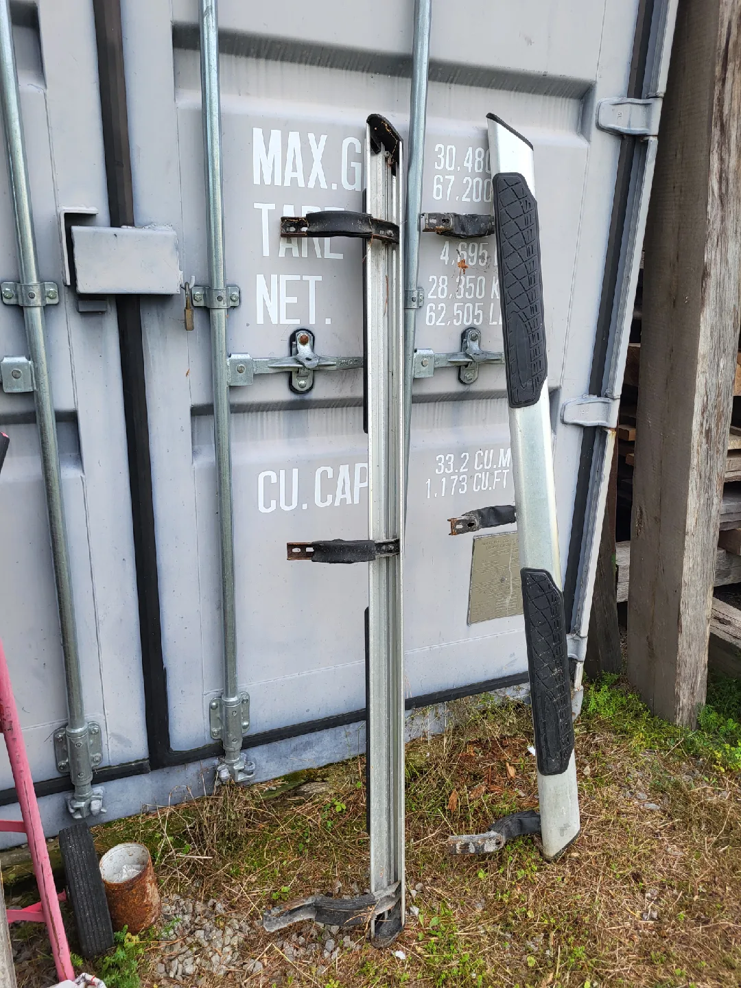 Extruded Aluminum Truck Running Boards image indicator(2)