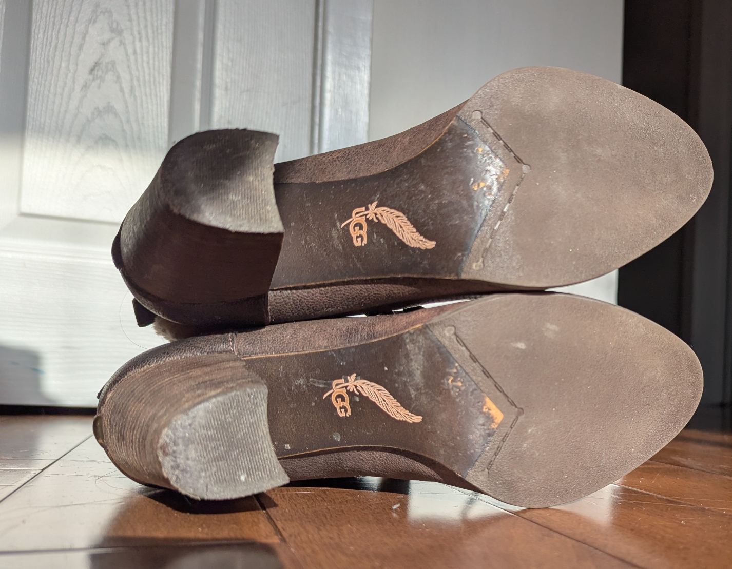 UGG Brown Leather Heeled Boots Size 8 - photo 4