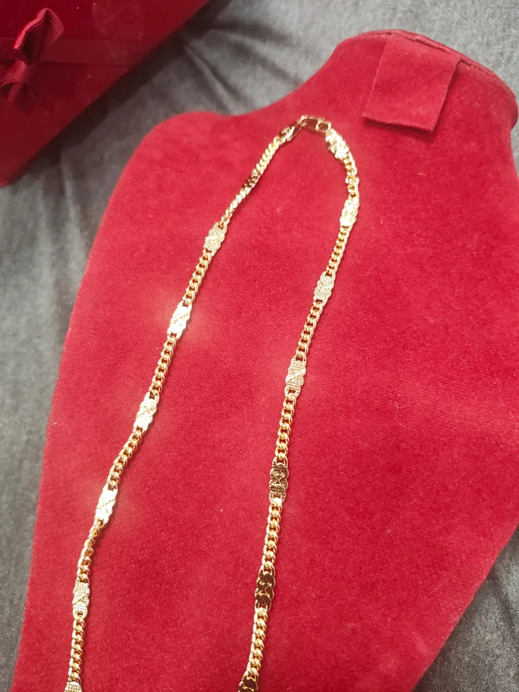 17 inches Gold plated  Chain Necklaces image indicator(2)