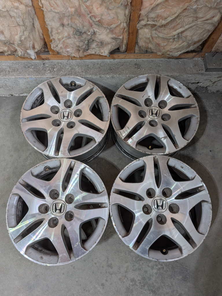 (4)-16 Inch Alloy Rims Off 2005 Honda Odyssey 5x120