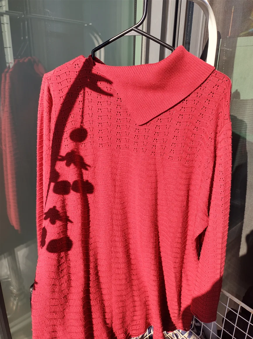Alfred Dunner Red Knit Sweater - Size 1X image indicator(3)