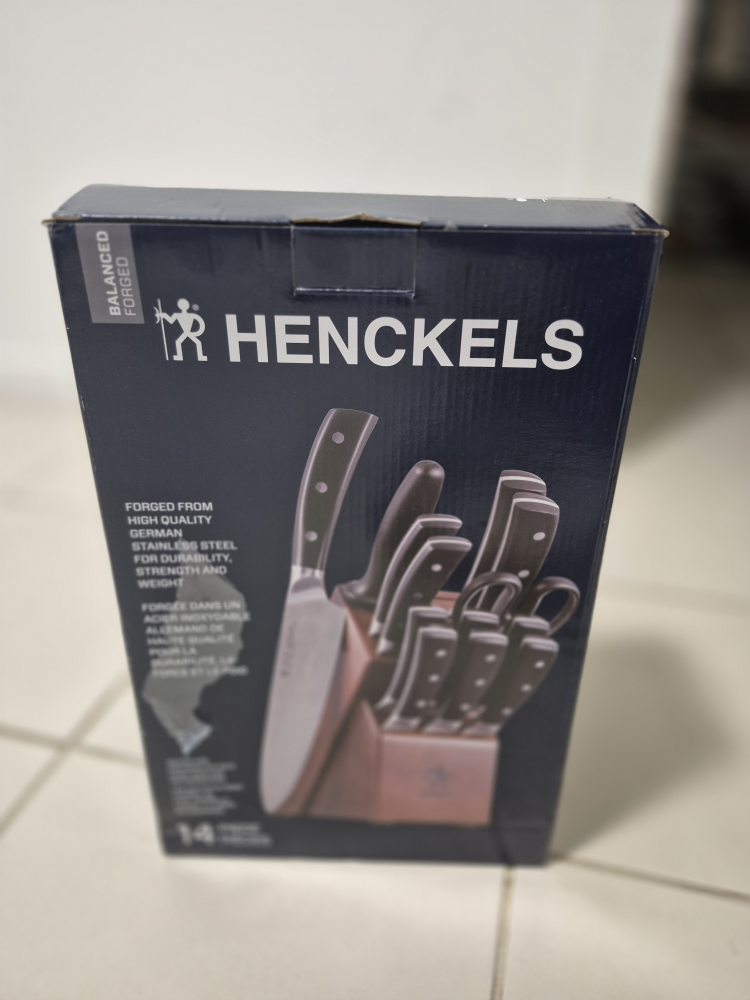 Henckels 14-Piece Knife Block Set