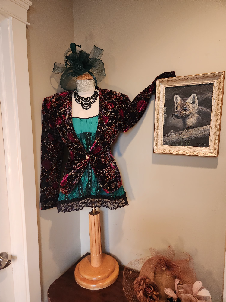 NEW WITH TAGS Green & Black Corset plus size corset 1x/2x