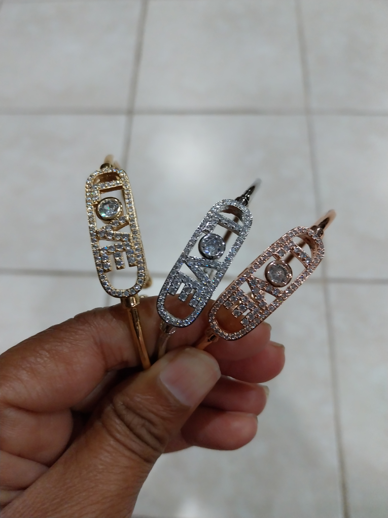 Set of 3 LOVE Bangle Bracelets - Gold, Silver, Rose Gold - photo 4