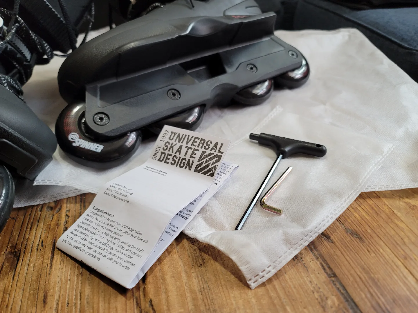 Size 9/10 US - USD Aeon 80 Team Aggressive Skates image indicator(4)