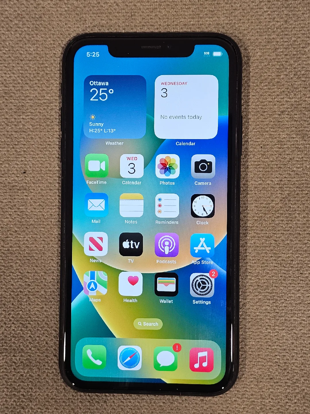 iPhone XR with 82% Battery Health thumbnail