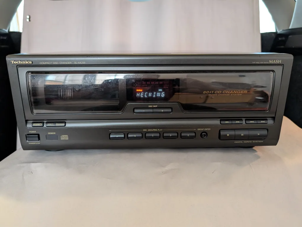 Technics SL-MC59 60 Disc CD Changer  PLS READ thumbnail