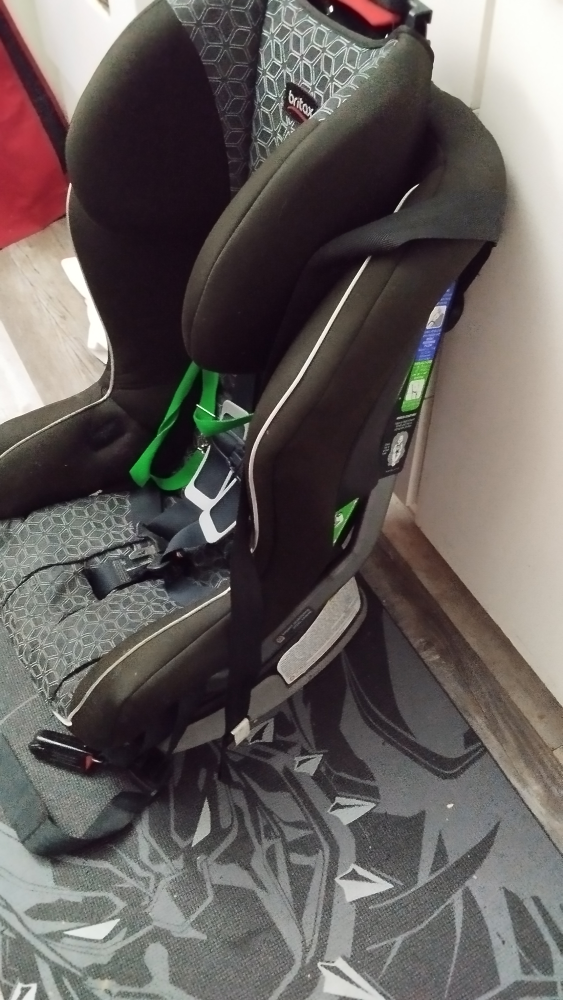 Britax Emblem Convertible Car Seat - photo 3