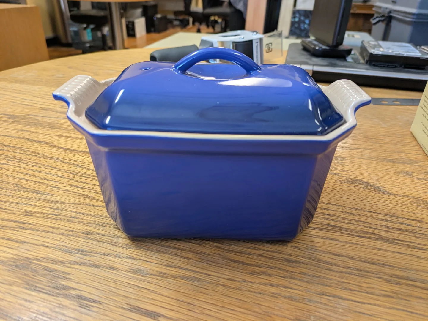 Le Creuset terrine dish with press