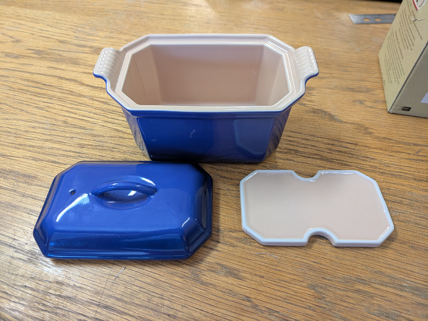 Le Creuset terrine dish with press - photo 4