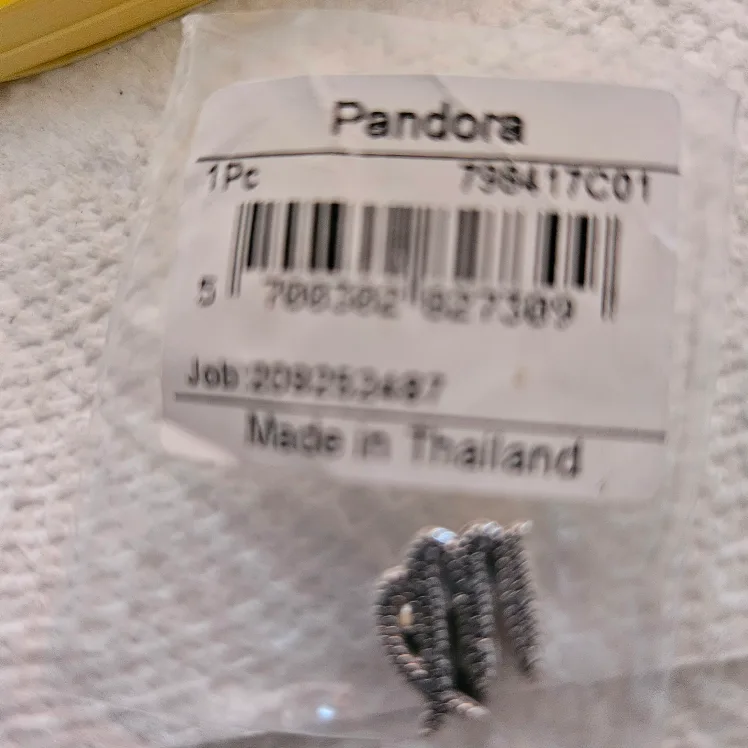 Pandora Sparkling Scorpio Zodiak image indicator(5)