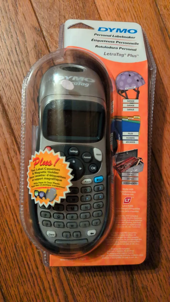 🥕New DYMO LetraTag Plus Personal Labelmaker thumbnail