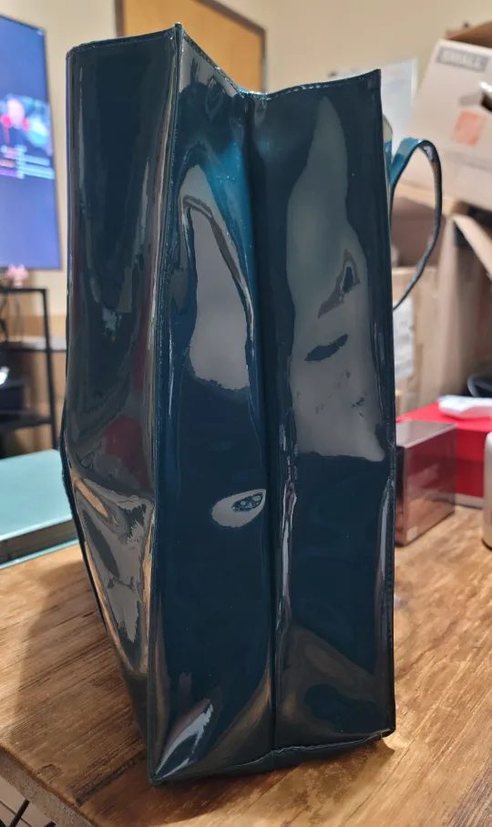 Green Patent Faux Leather Tote Bag image indicator(2)