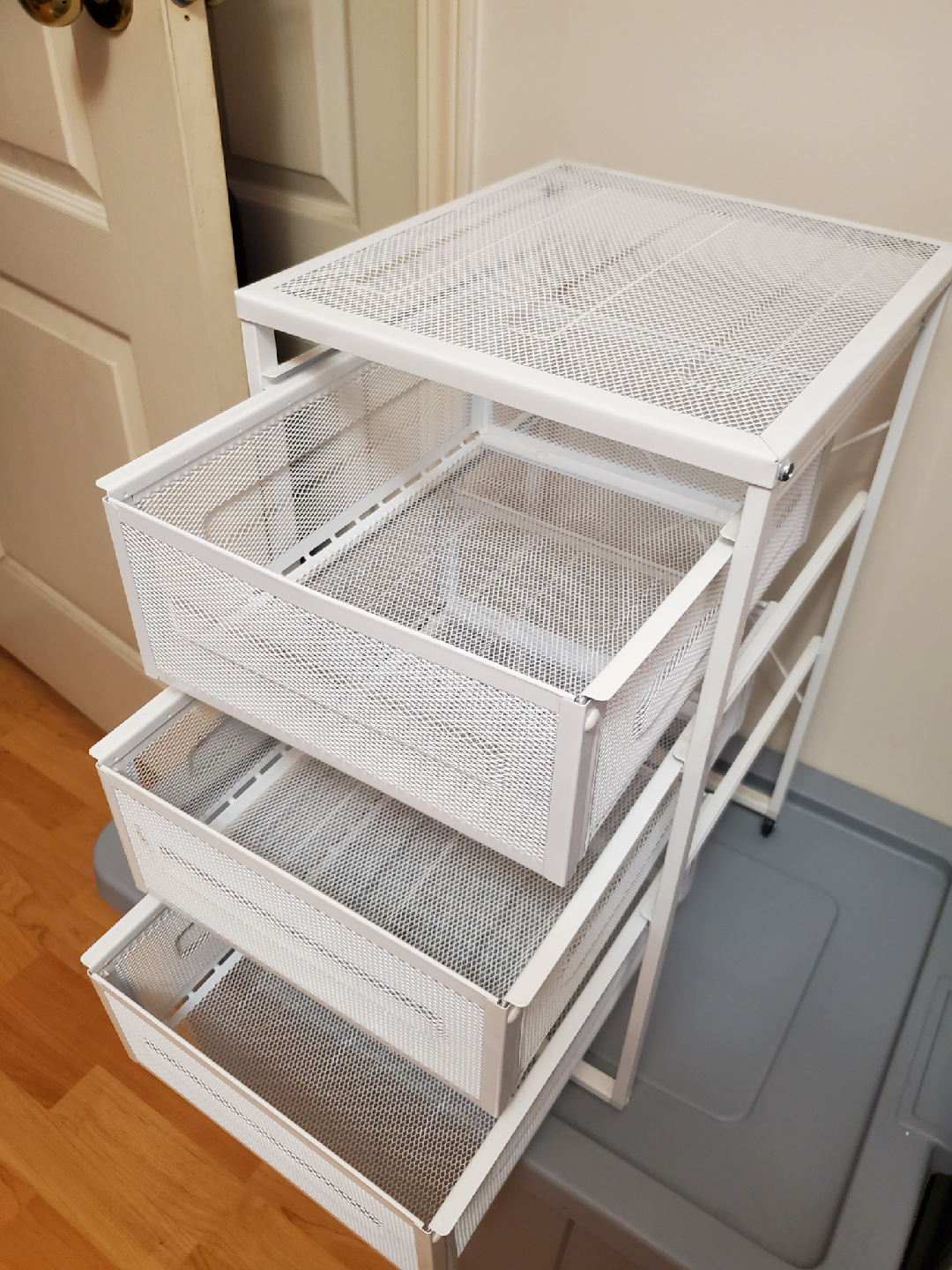 White Metal Mesh 3-Drawer Rolling Cart - photo 4