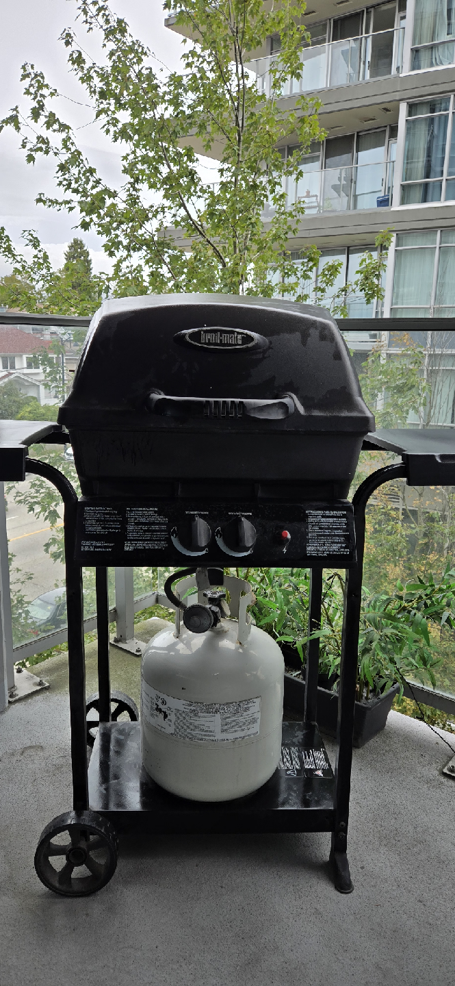 BBQ - & Tank (Propane) - photo 3