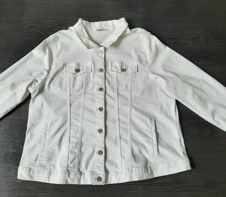 DOLCEZZA White Denim Jacket - Size 3X image indicator(3)