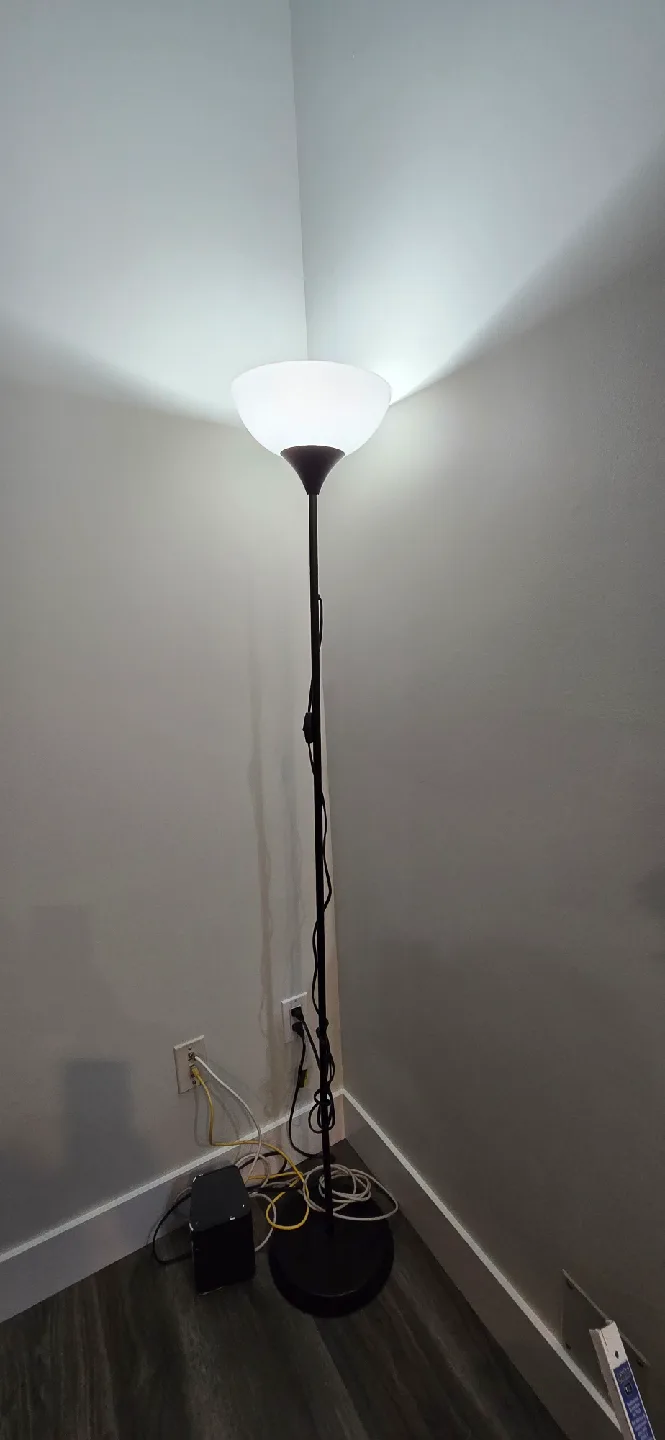 Black Torchiere Floor Lamp image indicator(2)