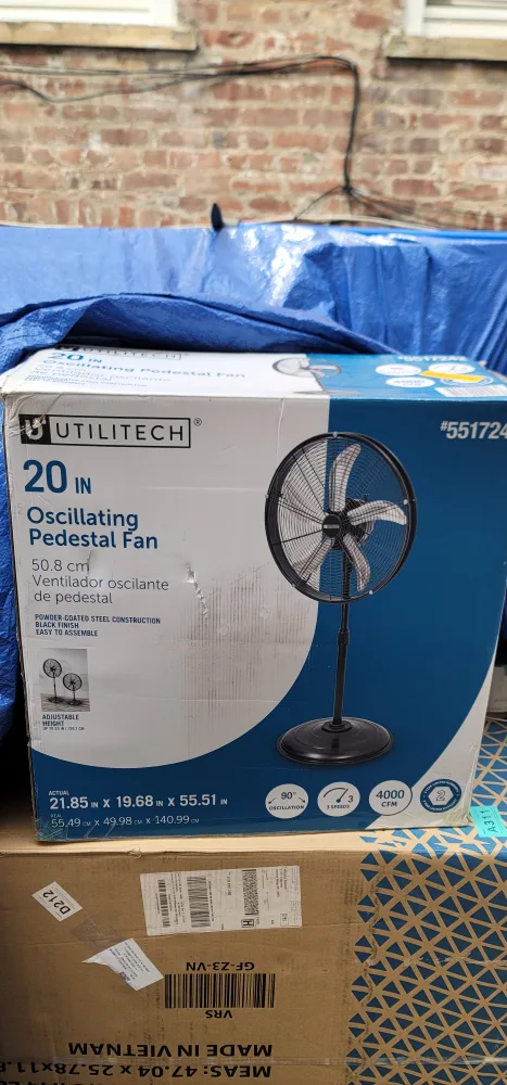 Utilitech 20-in Oscillating Pedestal Fan thumbnail