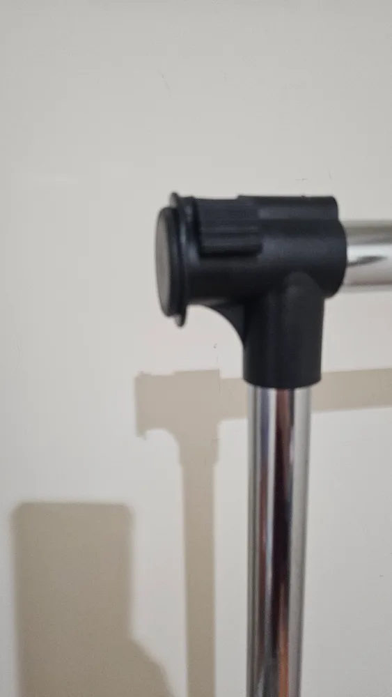 Adjustable Garment Rack image indicator(2)