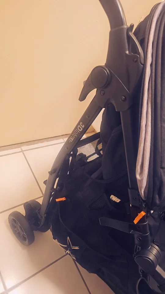 Summer Infant 3D tote CS- Convenience Stroller - Black image indicator(10)