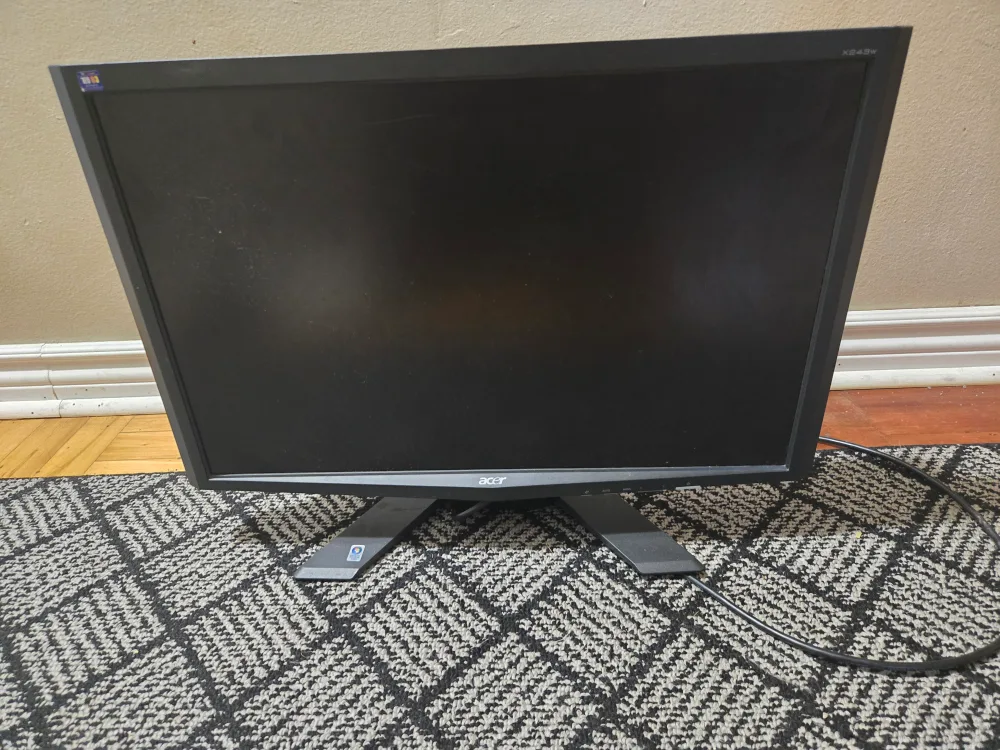 acer LCD Computer Monitor 2008 thumbnail