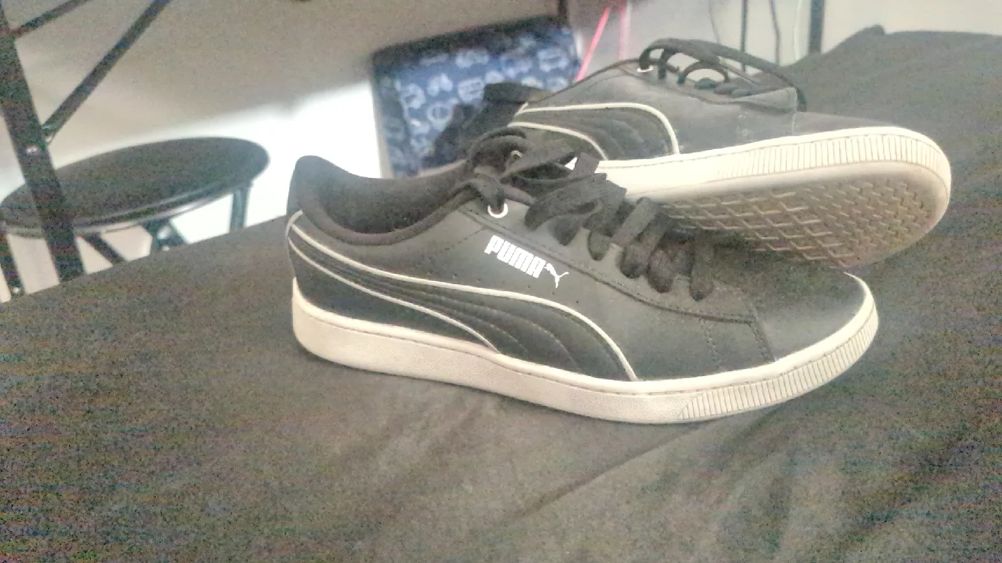 Puma Black Sneakers - Women's Size 7 image indicator(4)