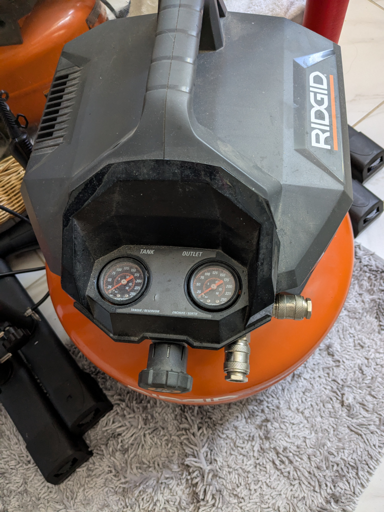 Ridgid Air Compressor - photo 3