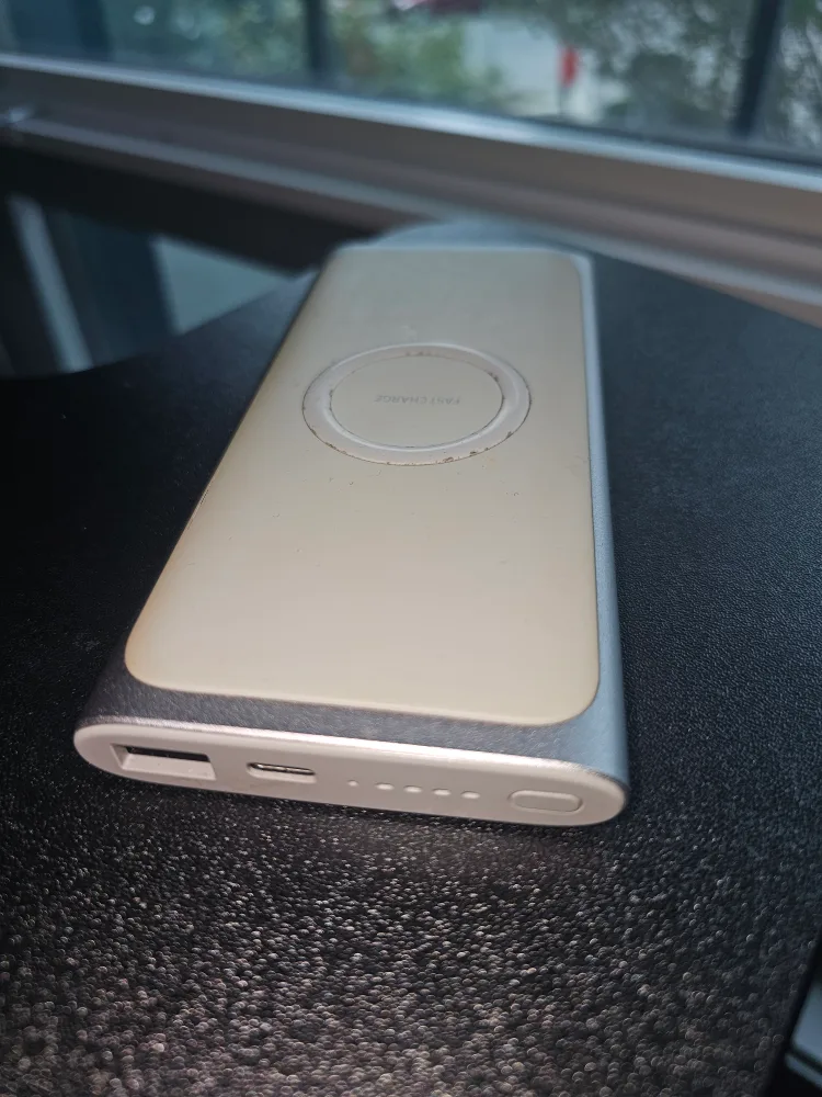 Samsung EB-U1200 Wireless Charger Power Bank image indicator(2)