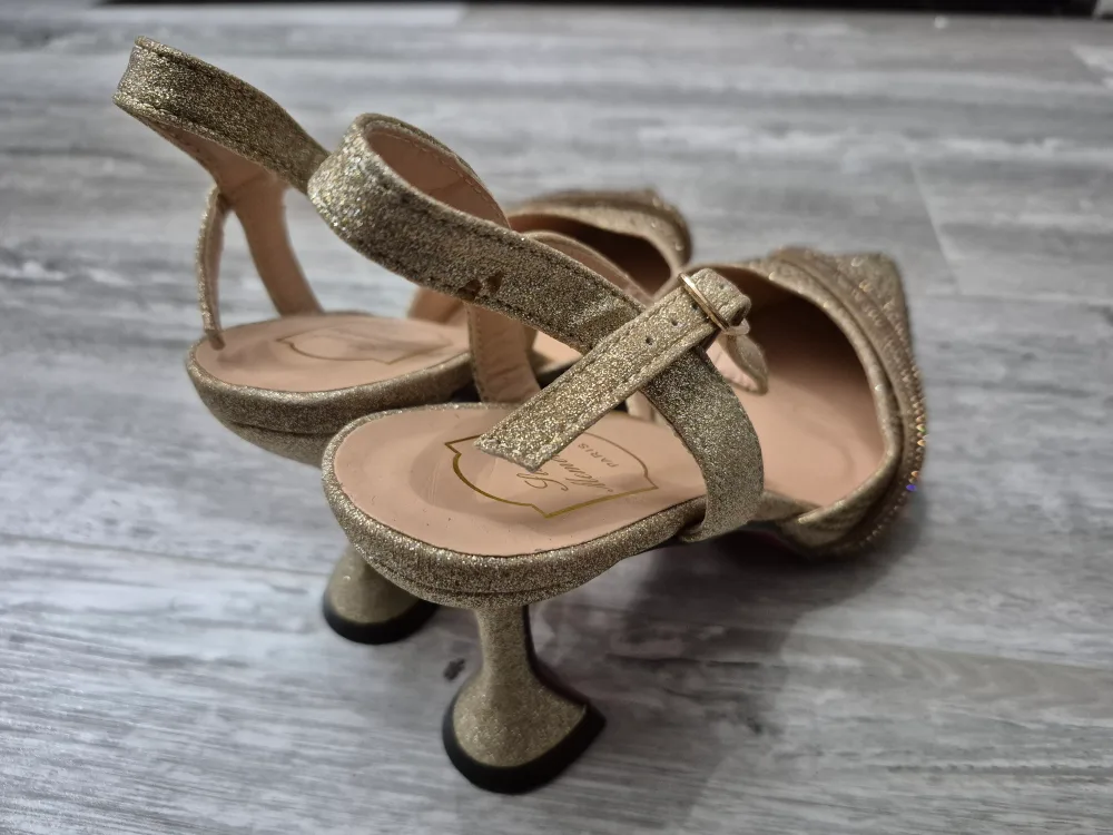 Rene Caovilla Gold Embellished Heels🥕 image indicator(4)