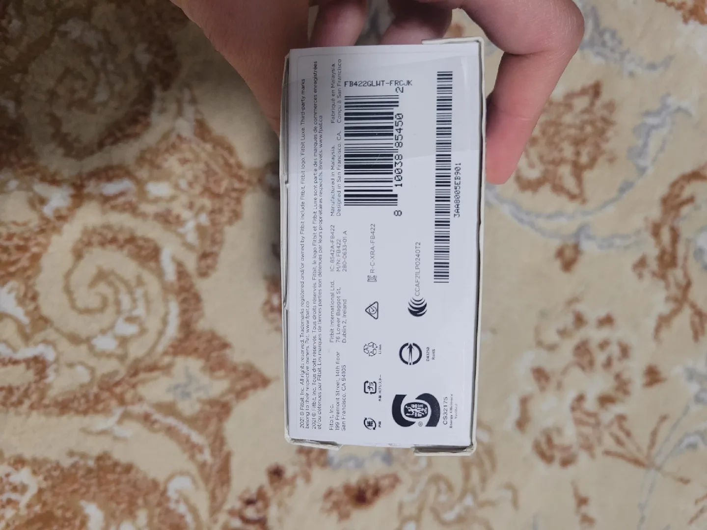 Fitbit Luxe Fitness + with Bands and charge Cable image indicator(8)