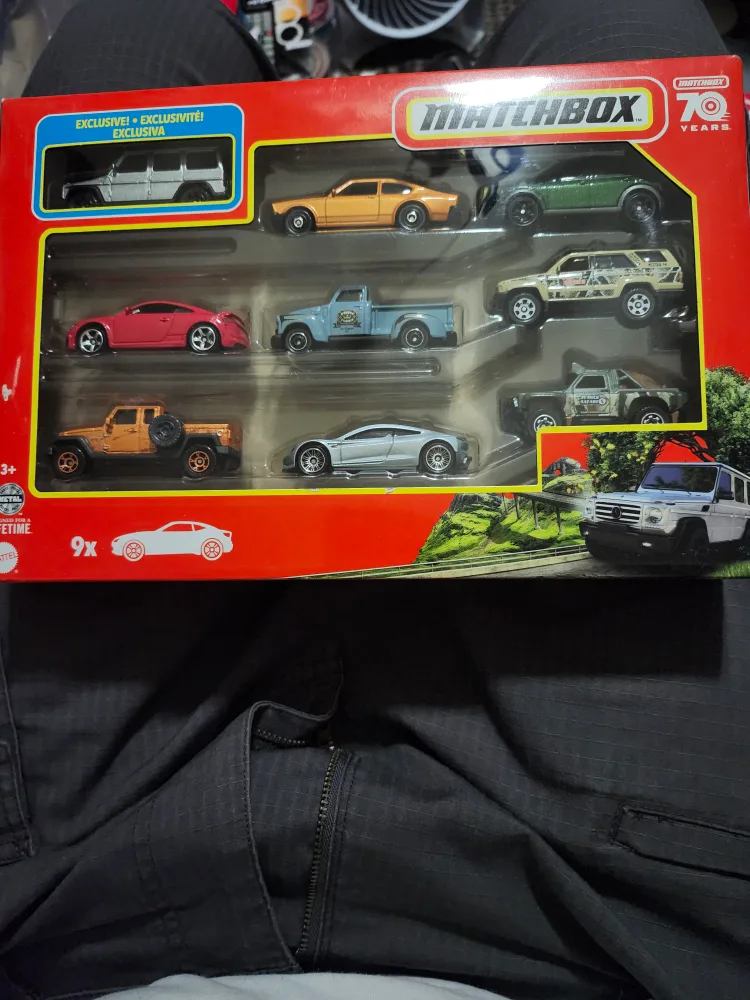 Matchbox 9-Car Pack, NEW & Sealed thumbnail
