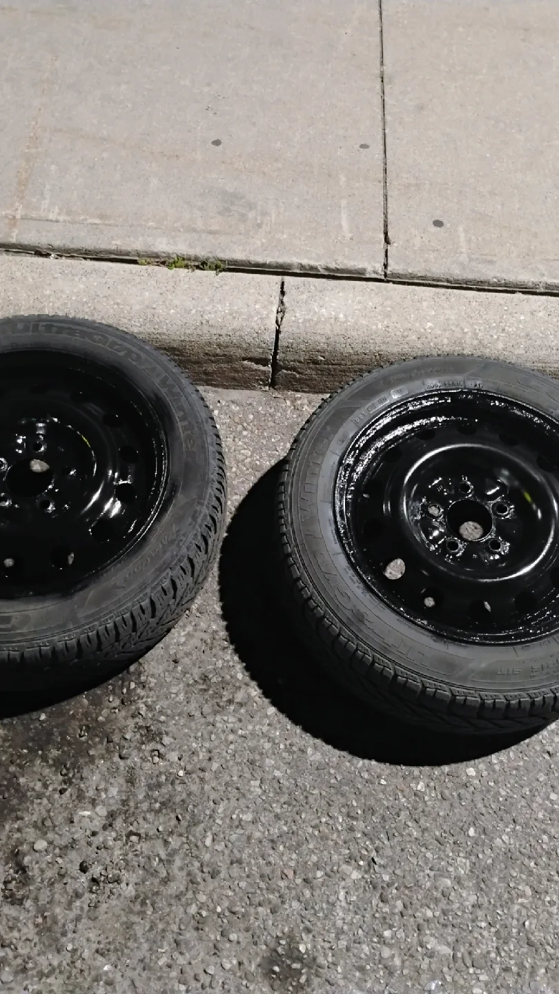 Spare Tire, Jack, and Tools image indicator(4)