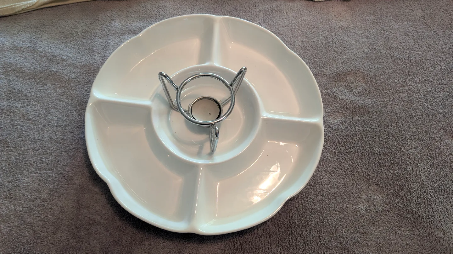 White Ceramic Serving Platter image indicator(2)