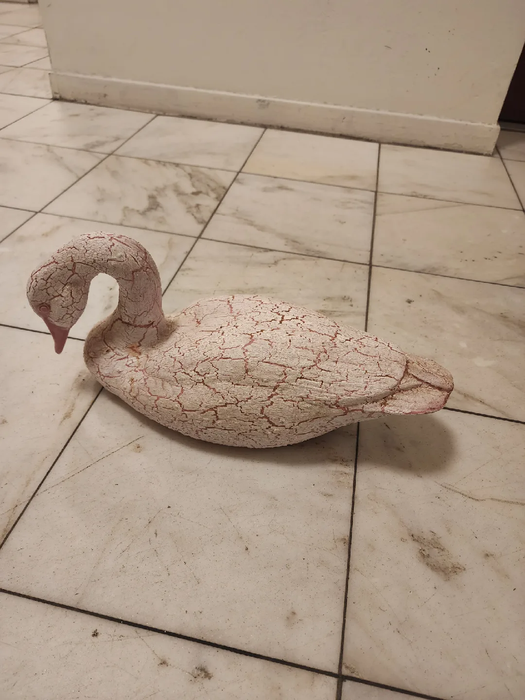 Decorative Swan Figurine image indicator(6)